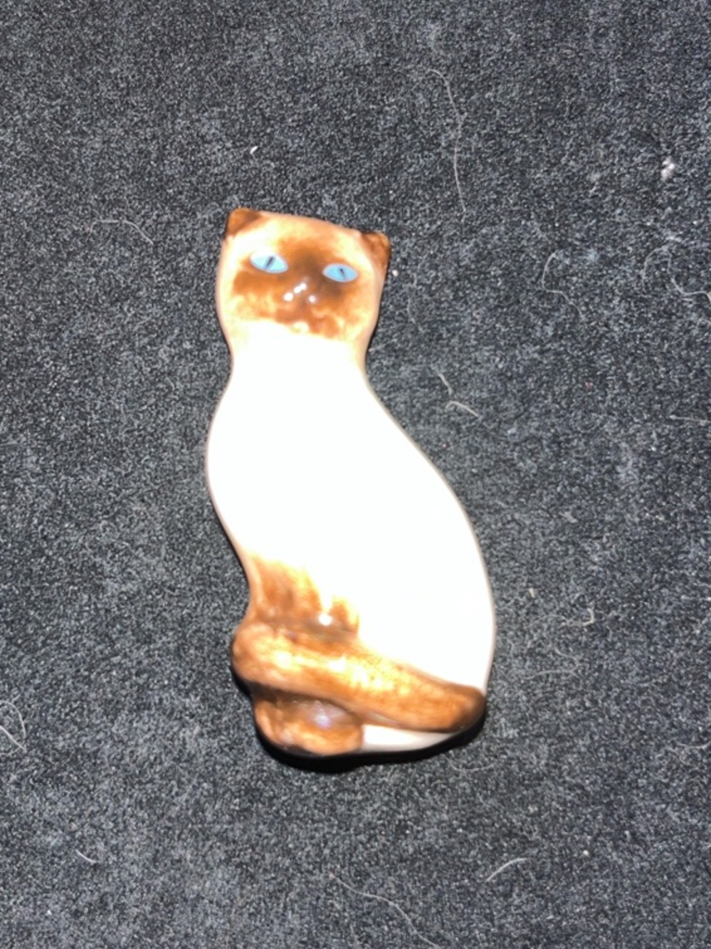 Avon Siamese Cat Brooches - Cream, Brown & Blue - Picture 3 of 4
